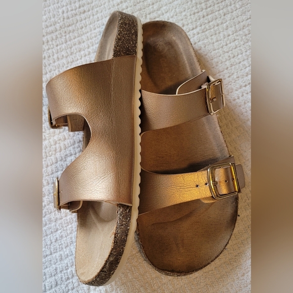 Gold Buckle Strap Sandals - Picture 2 of 6